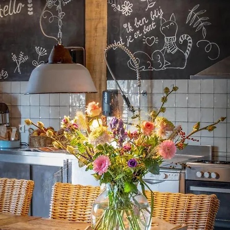 Holiday home De Steltenberg In De Betuwe *